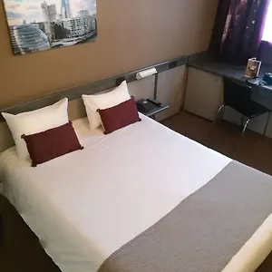 Gratte-ciel Ariana Hotel Villeurbanne